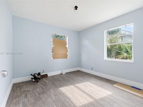 112 Milton St, Lantana FL 33462