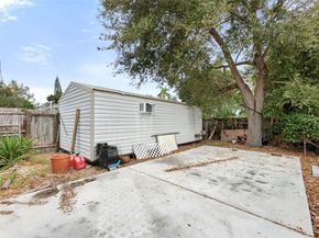 112 Milton St, Lantana FL 33462