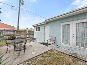 112 Milton St, Lantana FL 33462