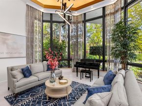 2965 Surrey Ln, Weston FL 33331