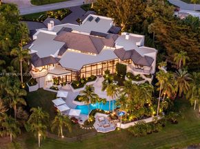 2965 Surrey Ln, Weston FL 33331