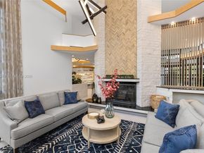 2965 Surrey Ln, Weston FL 33331