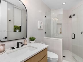 2965 Surrey Ln, Weston FL 33331