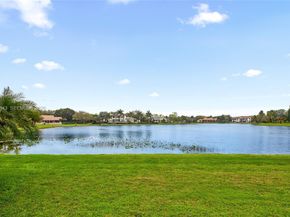 2965 Surrey Ln, Weston FL 33331