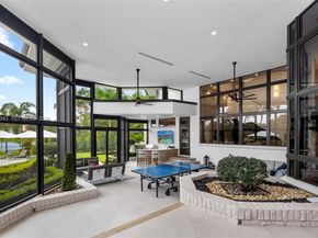 2965 Surrey Ln, Weston FL 33331