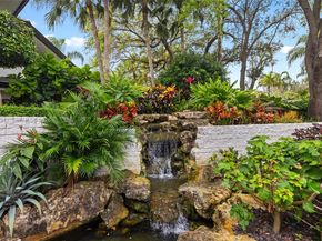 2965 Surrey Ln, Weston FL 33331