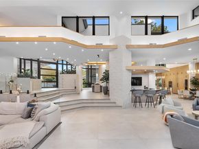 2965 Surrey Ln, Weston FL 33331