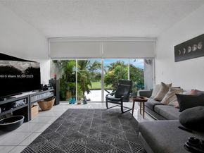 6821 Brookline Dr 6821, Hialeah FL 33015