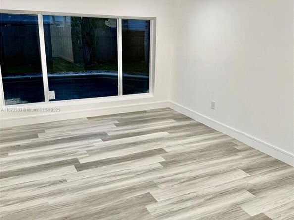 4331 NW 9th Ct, Coconut Creek FL 33066