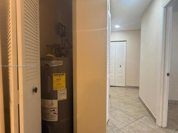 1321 N Seagrape Circle, Weston FL 33326