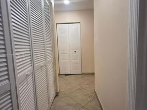 1321 N Seagrape Circle, Weston FL 33326