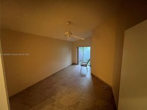 1321 N Seagrape Circle, Weston FL 33326