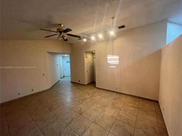 1321 N Seagrape Circle, Weston FL 33326