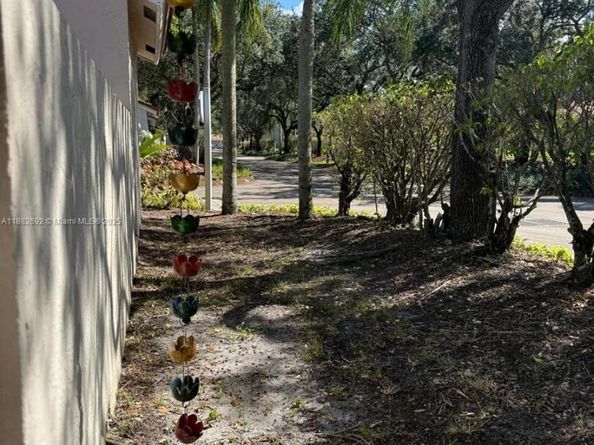 1321 N Seagrape Circle, Weston FL 33326