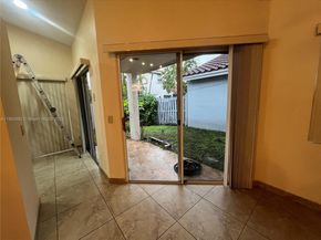1321 N Seagrape Circle, Weston FL 33326
