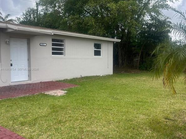 28511 SW 147th Ave, Homestead FL 33033