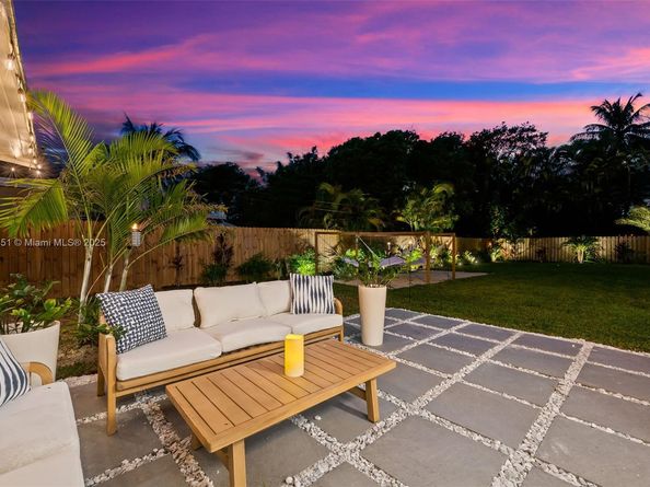 329 SW 18th Avenue, Fort Lauderdale FL 33312