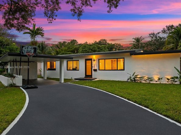 329 SW 18th Avenue, Fort Lauderdale FL 33312