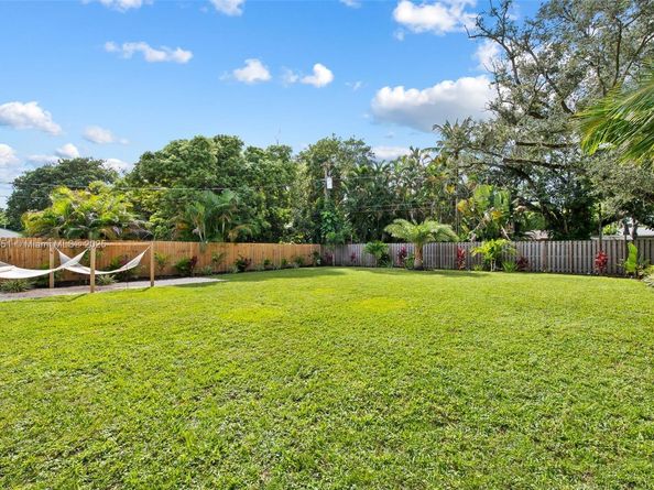 329 SW 18th Avenue, Fort Lauderdale FL 33312