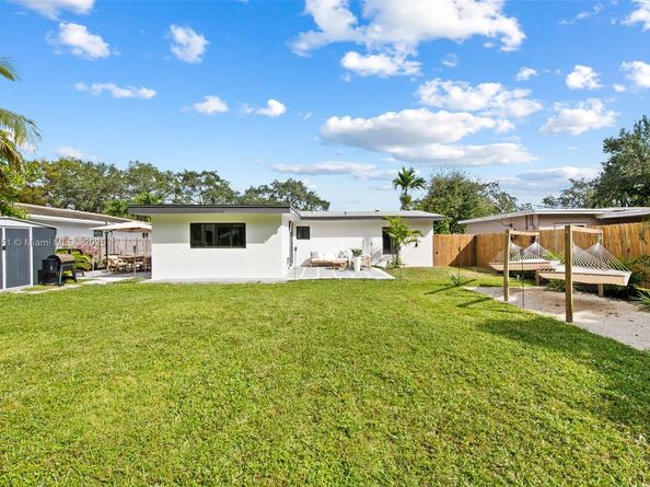 329 SW 18th Avenue, Fort Lauderdale FL 33312