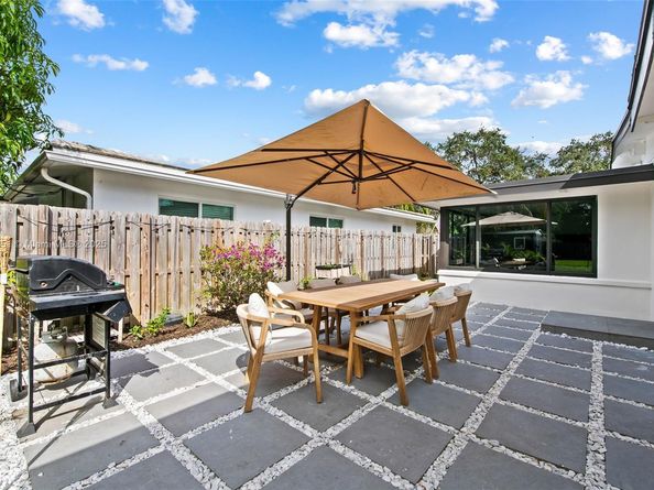 329 SW 18th Avenue, Fort Lauderdale FL 33312