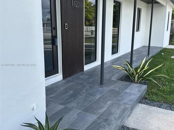 Undisclosed Address #A11927360, Miami FL 33173