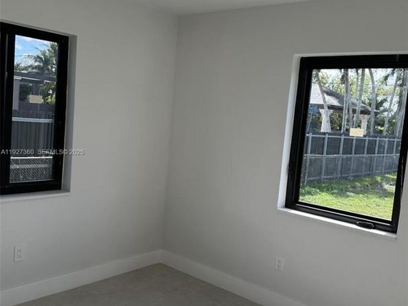 Undisclosed Address #A11927360, Miami FL 33173