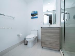 121 NE 34th St 806, Miami FL 33137