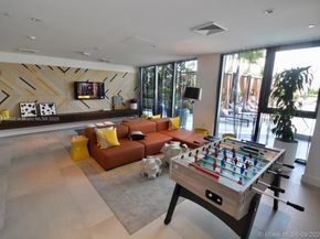 121 NE 34th St 806, Miami FL 33137