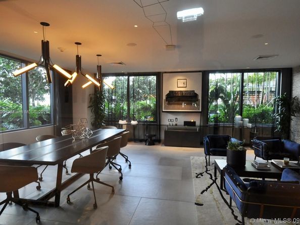 121 NE 34th St 806, Miami FL 33137