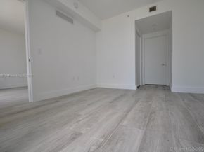 121 NE 34th St 806, Miami FL 33137