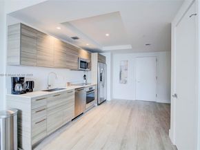 121 NE 34th St 806, Miami FL 33137