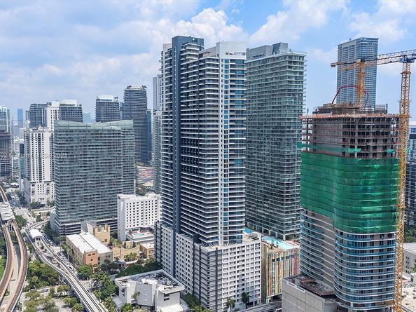 60 SW 13th St 2420, Miami FL 33130