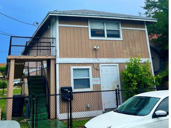 616-618 13th St, West Palm Beach FL 33401