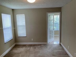 595 Vista Isles Dr 1923, Sunrise FL 33325