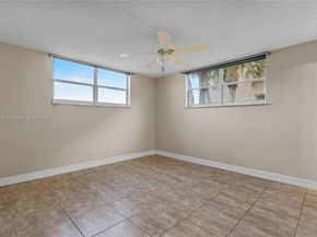 711 S Hollybrook Dr 210, Pembroke Pines FL 33025