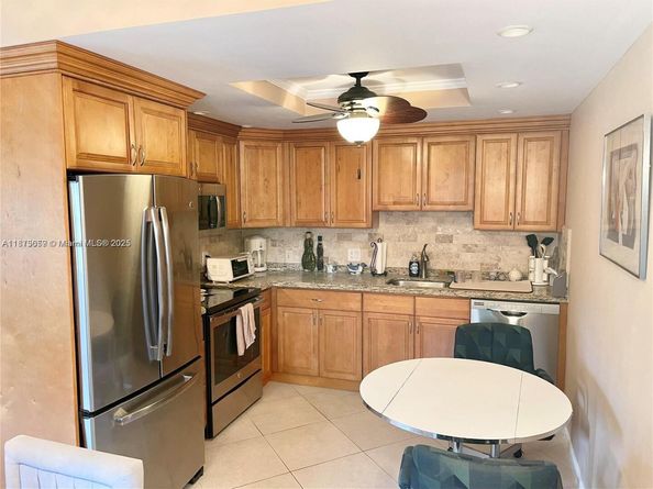 2042 Newcastle C 2042, Boca Raton FL 33434