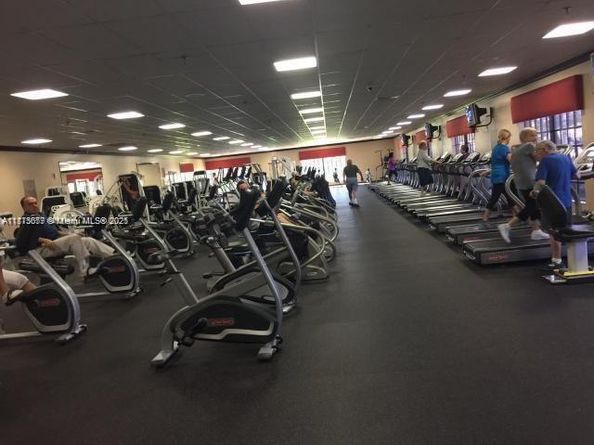 2042 Newcastle C 2042, Boca Raton FL 33434