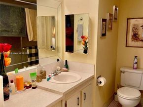 2042 Newcastle C 2042, Boca Raton FL 33434