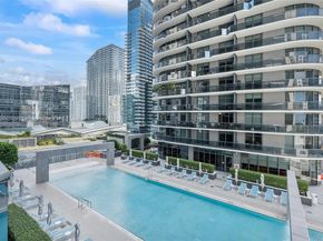 55 SW 9th St 1103, Miami FL 33130