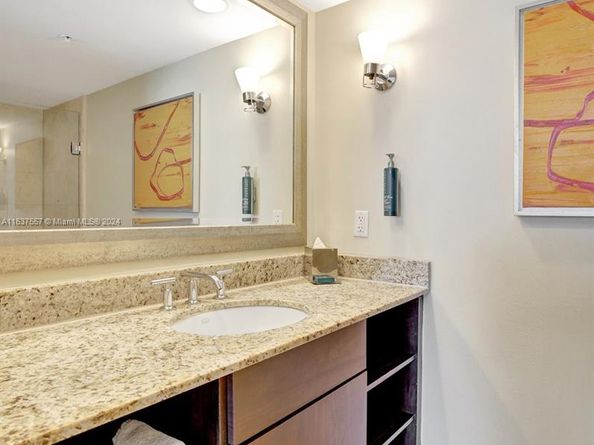 2670 E Sunrise Blvd 1117, Fort Lauderdale FL 33304