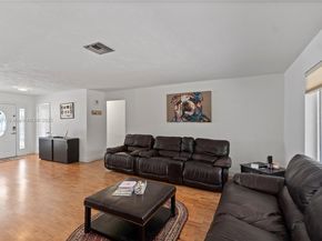 2010 NE 208th St, Miami FL 33179