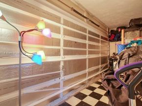 2010 NE 208th St, Miami FL 33179