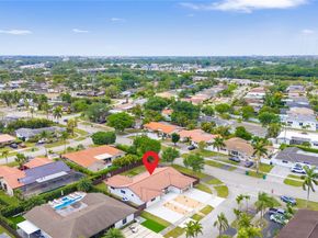 2010 NE 208th St, Miami FL 33179
