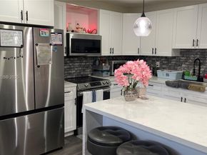 761 NW 183rd Dr, Miami Gardens FL 33169