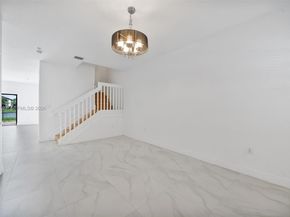 3728 NE 3rd Ct, Homestead FL 33033