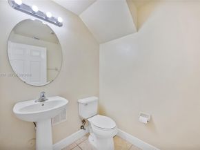 3728 NE 3rd Ct, Homestead FL 33033