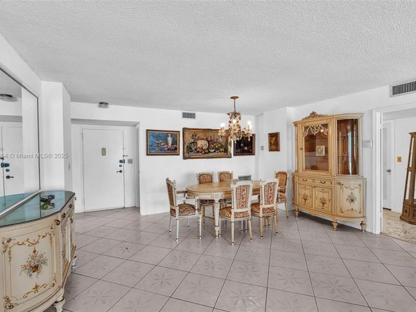 1865 S Ocean Dr 19E, Hallandale Beach FL 33009