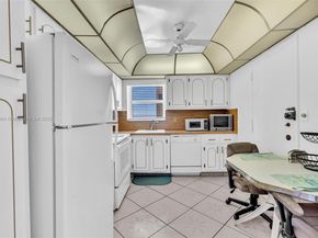 1865 S Ocean Dr 19E, Hallandale Beach FL 33009