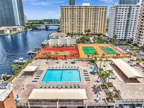 1865 S Ocean Dr 19E, Hallandale Beach FL 33009